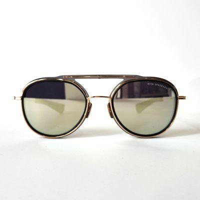 Dita Spacecraft frames in black and gold!