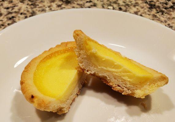 Inside the egg custard tart