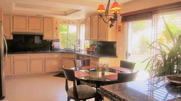 Kitchen and breakfast nook