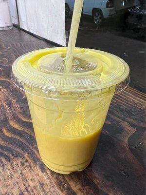 Mango lassi