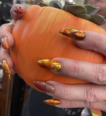 Fall has fallen On my nails