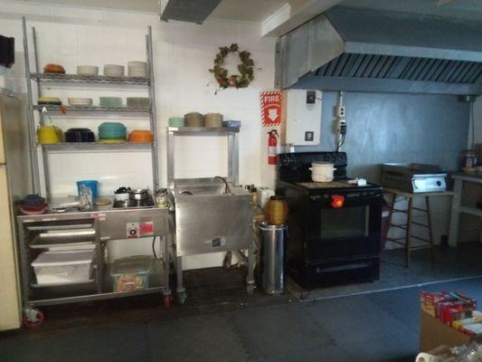 A very clean kitchen to prepare your food just like I would want it home and I'm sure you would too