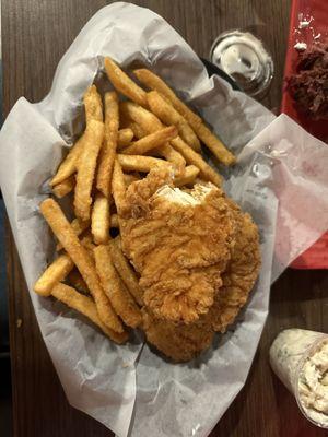 This is the lite chicken tender meal   Three tenders and macaroni salad and fries