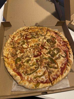 Sausage and pepper pizza size large