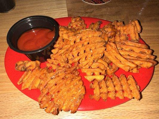 This is an order of sweet potato fries. They say they are measured out. You don't get a lot at all for the $$.