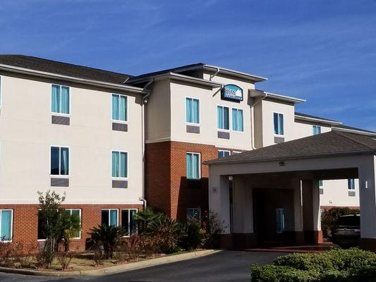 Home Inn and Suites 4