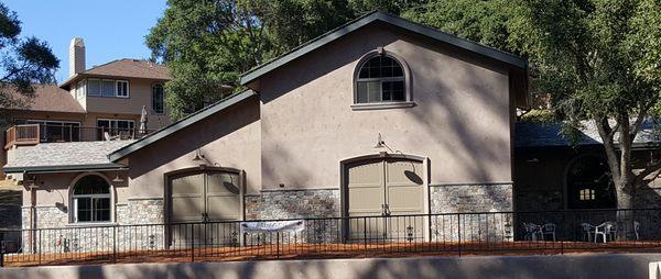 Barn/Tasting Room