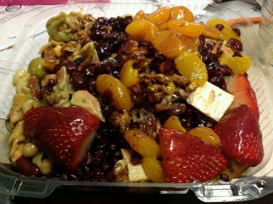 $18.34@8.99lb chipotle tofu, strawberries,pasta salad,baby corn,cranberries,sunflowers,raspberry vinaigrette,walnuts tangerines