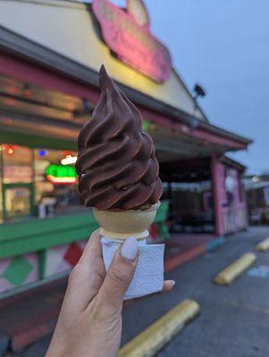 Small vanilla cone, chocolate dipped