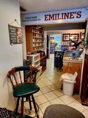 Emiline's Antiques & Collectibles Mall