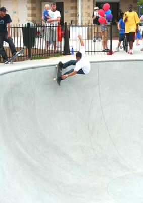 Skaters, skateboarders and bikers can find refuge at Duncan Creek Park's safe, lighted skate complex, open until 11:00pm.