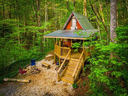 Pet Friendly Cabins in Helen Ga at Bear Creek Lodge and Cabins - HILLTOP LOFT , Sleeps 5, River on Property, Hot Tub, Walk to Downtown