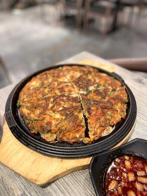 Pajeon - green onion pancake