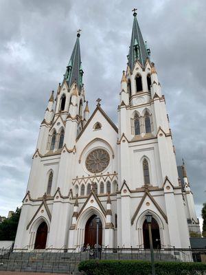 From across the street I was able to capture Cathedral Basilica in its entirety.