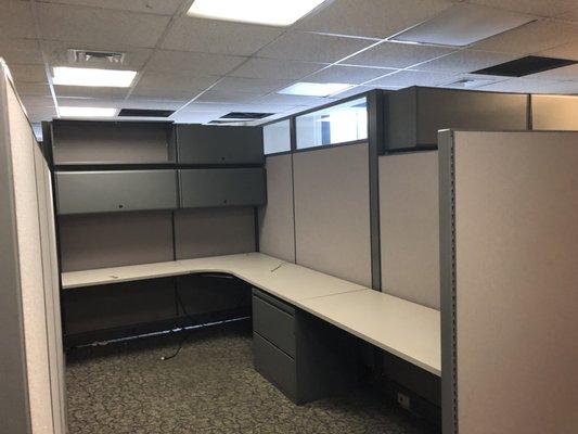 Tall Cubicles Panels with glass