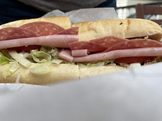 Ham and salami sub,