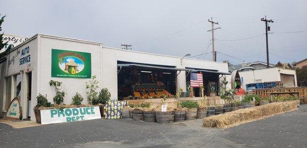 Nearly and Open Air Market