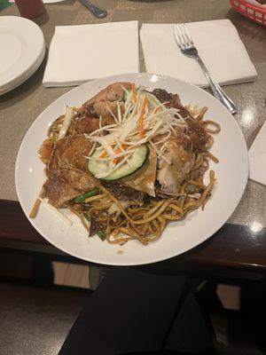 Chicken Lo Mein