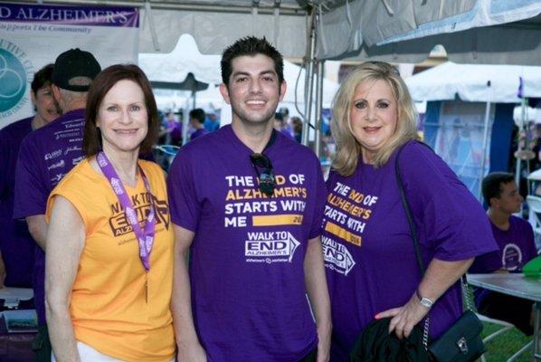 Brian Pearl and The Pearl Antonacci Group proudly supporting the Alzheimer's Association in a fundraiser in Mizner Park