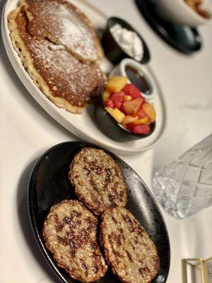 Kids pancake and turkey sausage patties(we miss the links)