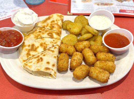 Munchie Mania: Chicken Quesadilla, Fried Pickle Chips & Mini Mozzarella Sticks