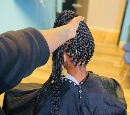 Knotless braids