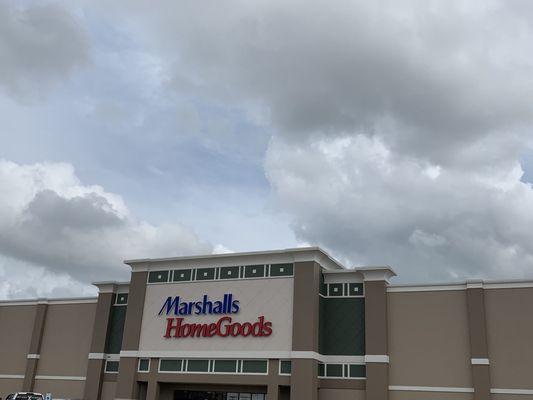 Marshalls & HomeGoods