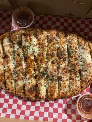 Cheesy Bread Sticks & marinara