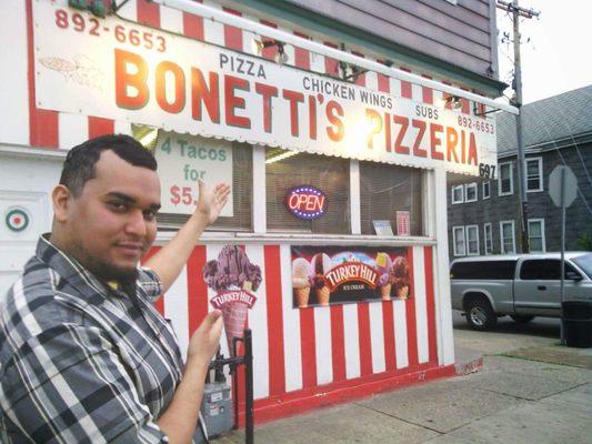 Visiting, Bonetti's Pizzeria