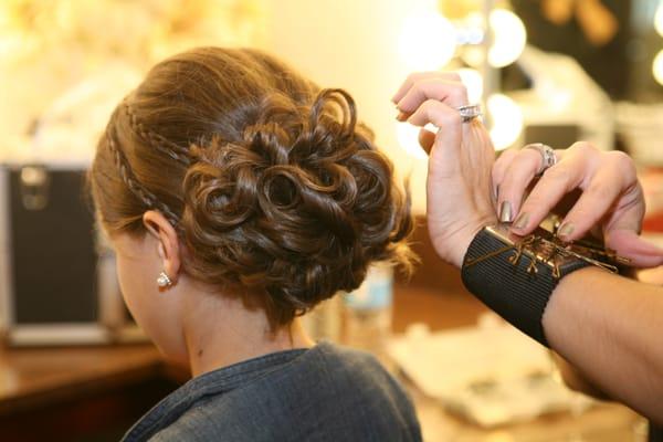 This is Ninfa doing a wedding updo!