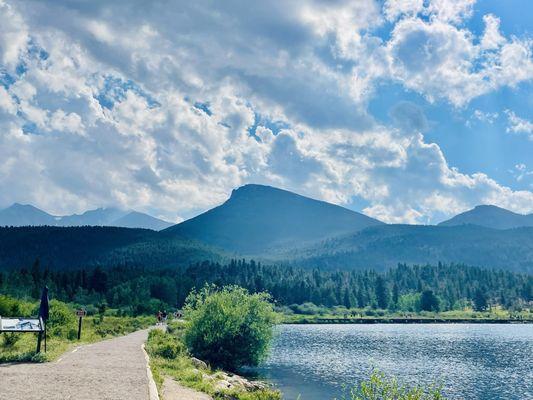 Mountain View by the lake