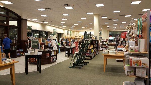 Barnes & Noble