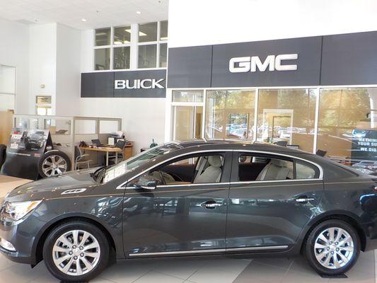 Buick GMC Showroom