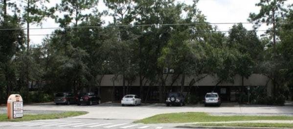 outside pic of office, there's a lot of trees in the parking lot making it easy to miss!