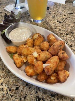 Cheese curds with zesty ranch