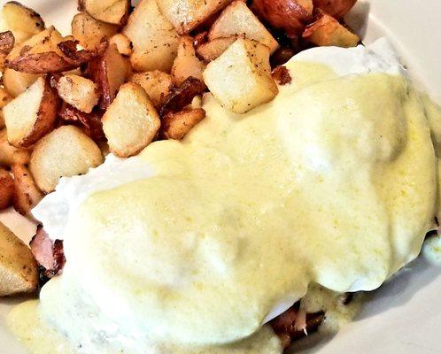 Eggs Benedict