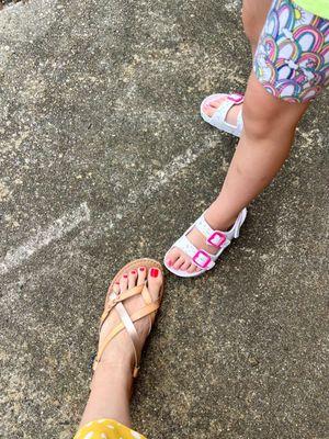 Mommy/daughter (5yo) pedicures