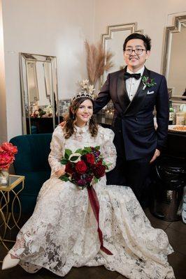 Bridal bouquet, groom boutonniere