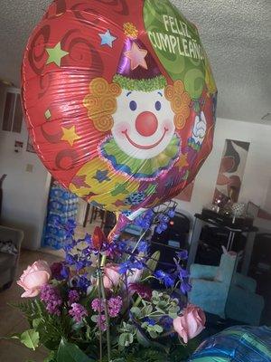 The clown balloon.