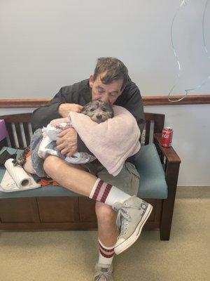 My Dad with our poor baby minutes before having to put her to sleep because of the incompetence of CVCA! :(