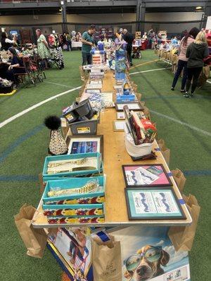 BASKET RAFFLE TABLES