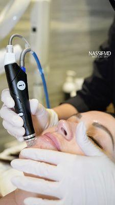 Relax and Hydrate your skin with a Hydrafacial