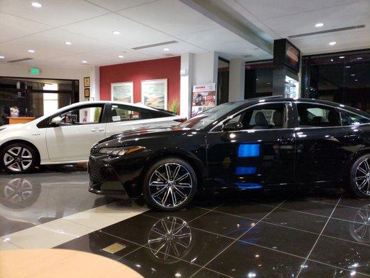 The new Prius 3 and the new Avalon XSE!