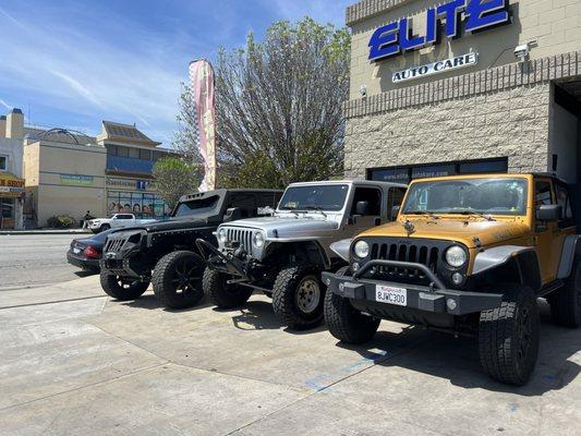 Jeep family