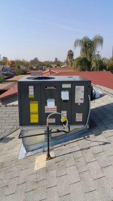 Heating and Air Conditioning (HVAC) Roof Unit