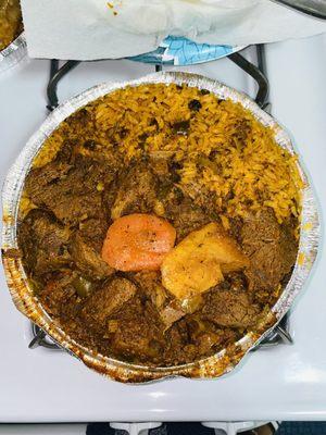 Beef Stew w. Rice & Gandules