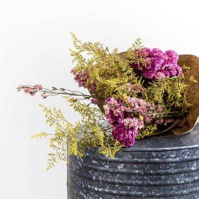 www.labellumflowers.com