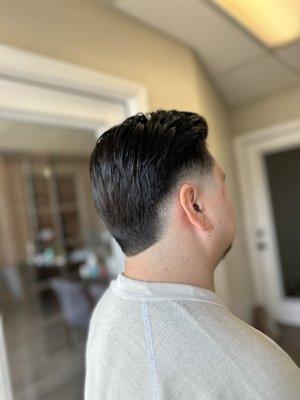 Burst fade and layered cut