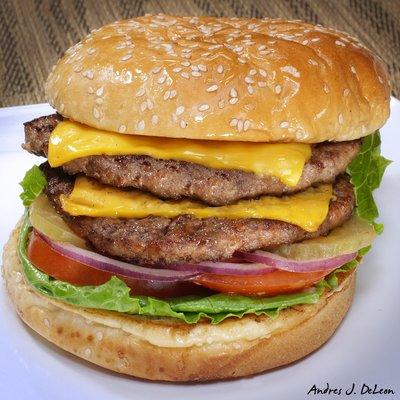 Double Cheeseburger (Char-broiled)