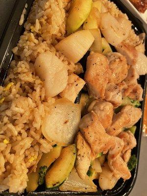 Scallop and chicken hibachi